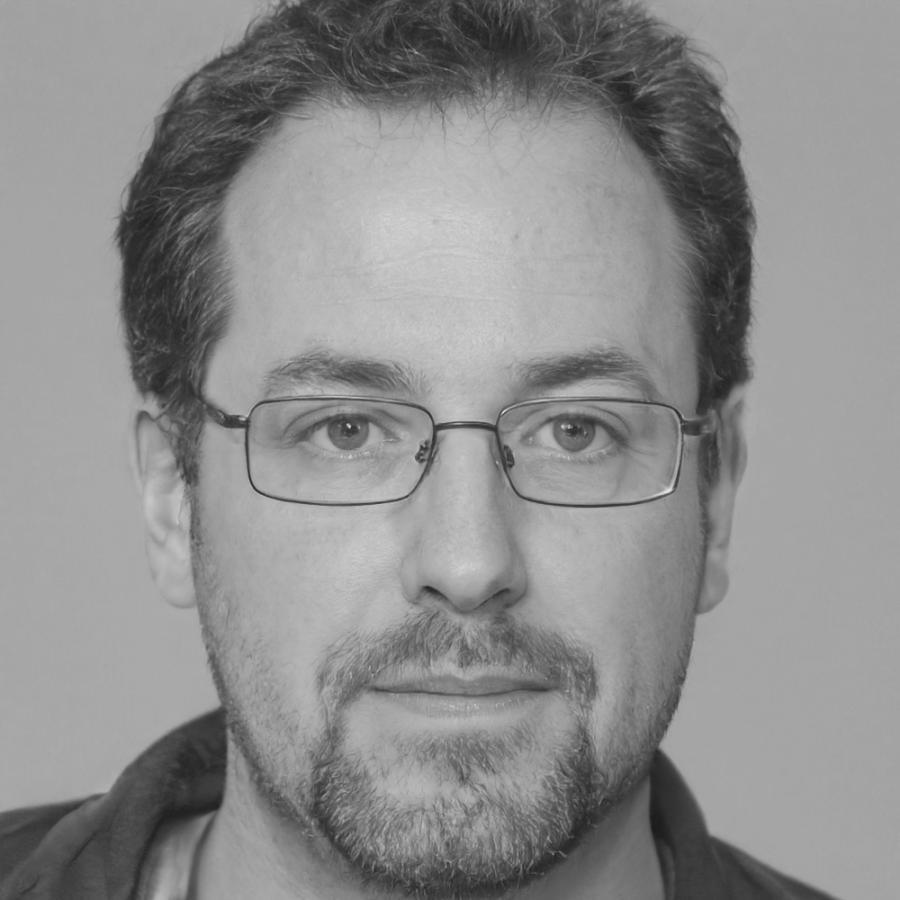 Портрет старшего специалиста по безопасности блокчейн-систем